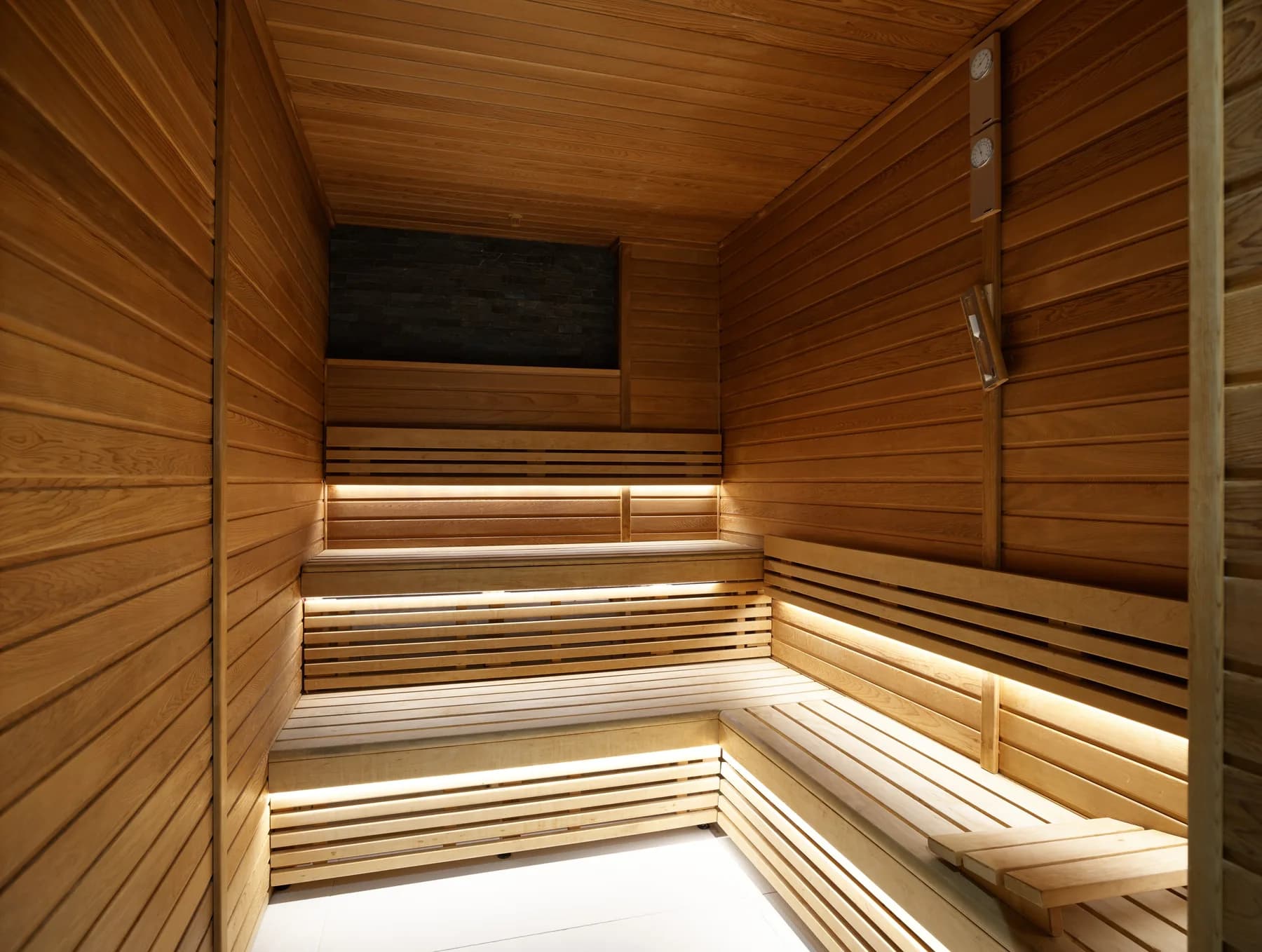 London Dock — The Club, amenity 4