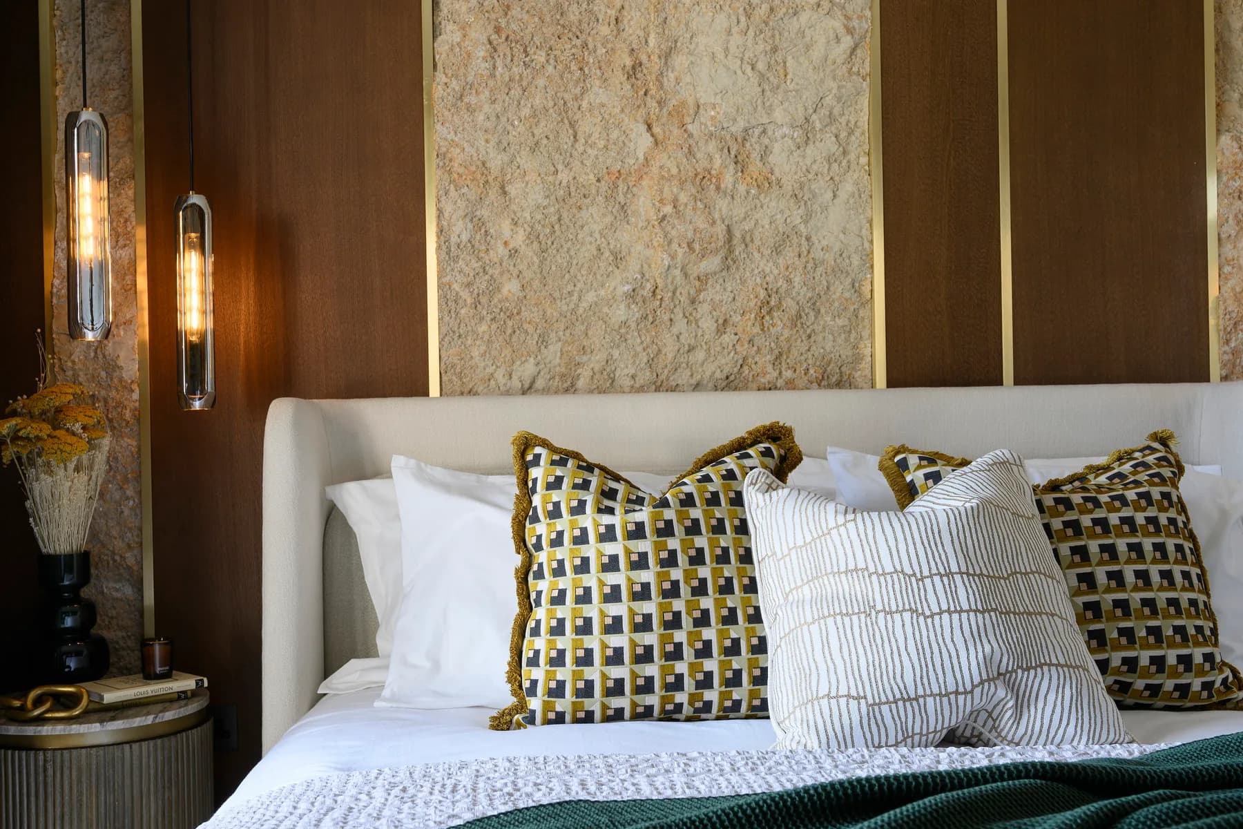 London Dock — apartment interior 4